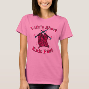 Het korte, snelle ontwerp met wieltjes in het leve t-shirt