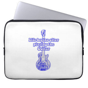 Het leven begint na het spelen van de gitaar. bla laptop sleeve