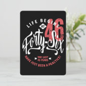 Het leven begint op 46 | 46e verjaardag kaart (Staand voorkant)