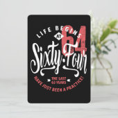 Het leven begint op 64 | 64e verjaardag kaart (Staand voorkant)