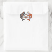Het leven gaat over evenwicht. Twee koi- en waterl Ronde Sticker (Tas)