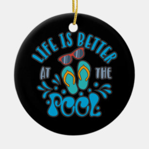Het leven is beter in de pool. Summer Pool Design Keramisch Ornament