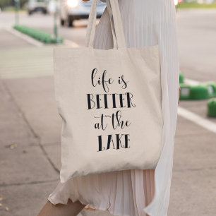 Het leven is beter in het meer tote bag