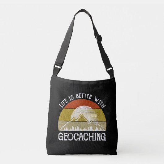 Het leven is beter met geocaching crossbody tas (Voorkant)