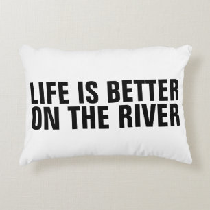HET LEVEN IS BETER OP DE KUSSENS VAN DE RIVIER