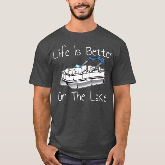 Het leven is beter op het meer Pontoon T-shirt (Voorkant)