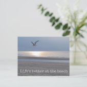 Het leven is beter op het strand - Fun Quote Brief Briefkaart (Staand voorkant)