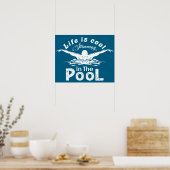 Het leven is cool in het zwembad Swim Lovers Poste Poster (Keuken)