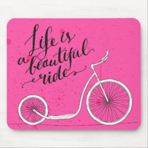 Het leven is een mooie rode roze muismat