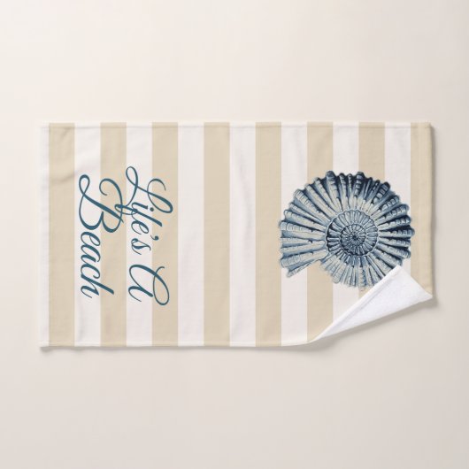 Het leven is een strand spiraal blauwe schelpen bad handdoek (Handdoek)