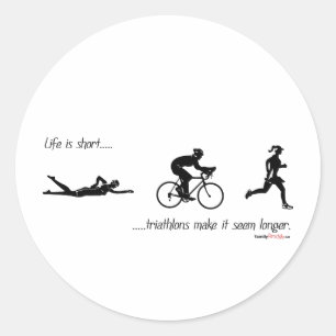Het leven is kort..triathlons lijken langer. ronde sticker