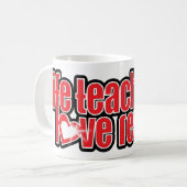 Het leven leert liefde onthult een zwarte mok (Voorkant links)