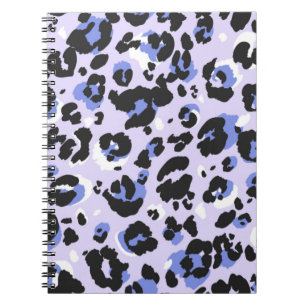 Het luippatroon naadloos. Paarse leo huidtextuur. Notitieboek