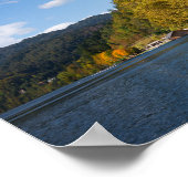 Het meer van Bled met bomen in herfstkleuren in Sl Poster (Hoek)