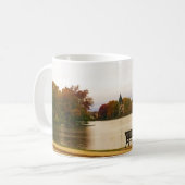 Het meer van Fowler in het najaar, WI Koffiemok (Voorkant links)