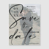 Het moderne gedurfde zwarte manuscript bewaart de (Voorkant)