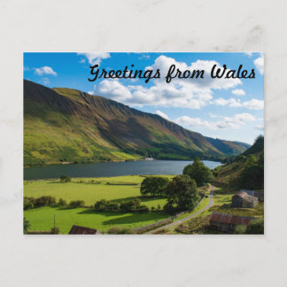 Het mooie meer in Snowdonia op de zomer Briefkaart
