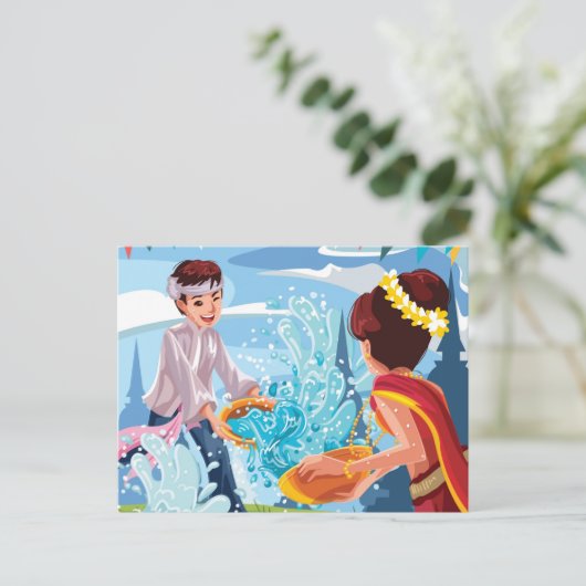 Het mooie Songkran-festival dat de waterpooier bed Briefkaart (Staand voorkant)