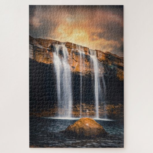 Het mooie watervallandschap legpuzzel (Verticaal)
