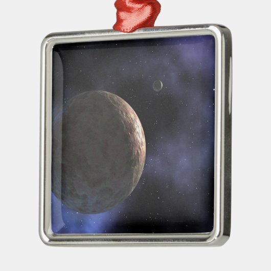 Het onlangs ontdekte planeet-achtige object metalen ornament (Links)