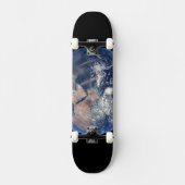 Het oostelijk halfrond op planeet Aarde. Skateboard (Voorkant)