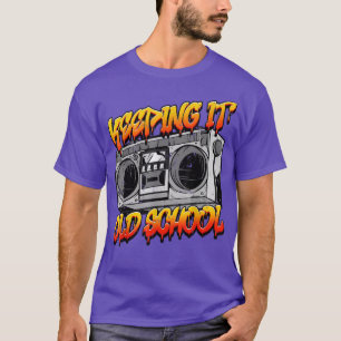 Het oude schoolheupmuziekkertje houden t-shirt