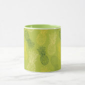 Het Patroon van het Overzicht van ananas op Groen Mok (Midden)