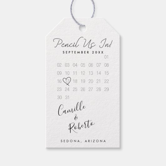 Het potlood in kalender Moderne Minimale Paar Foto Cadeaulabel (Voorkant)