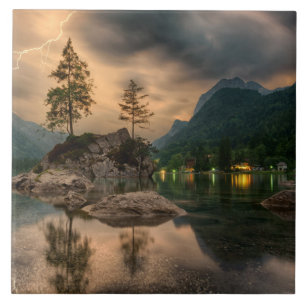Het prachtige bergmeer in de Evening Foto Tegeltje