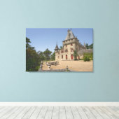 Het prachtige Chateau de Pressac en de tuin Canvas Afdruk (Insitu (Houten vloer))