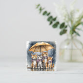 Het regende buiten, dus de moederkat belde h vierkante visitekaartje (Staand voorkant)