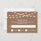 Het Rustic Kraft String Lights Wedding Collectie RSVP Kaartje (Voorkant)