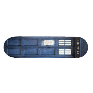 Het Skateboard van de Telefooncel van de politie