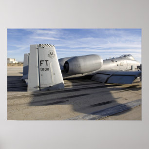 Het staartgedeelte van een A-10 Thunderbolt II Poster