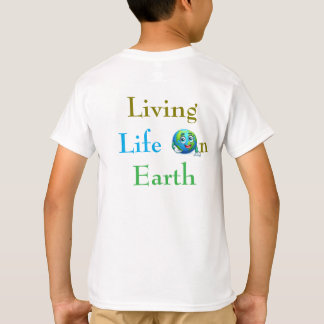 Het T-shirt van Earth Day Kinderen – "Living Life