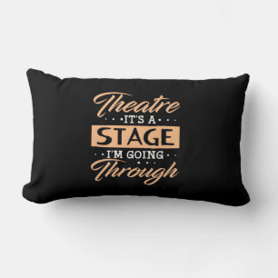Het theater is een Stage Actor die door gaat Kussen