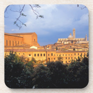 Het Toscaanse dorp Sienna, Italië. Bier Onderzetter