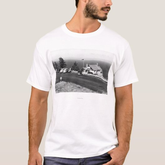 Het uitzicht op Cape Fowlweather T-shirt (Voorkant)