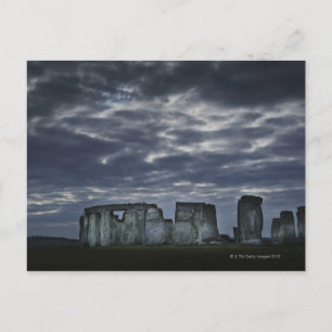 het UK, Stonehenge, Schilderachtig uitzicht bij Briefkaart