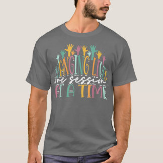 Het veranderen leeft één zitting bij tegelijkertij t-shirt