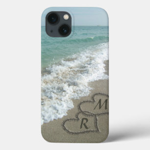 Het verbinden van Hart op het Zand van de Beach iPhone 13 Hoesje