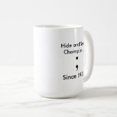 Het verborgen seminicolon koffiemok (Voorkant rechts)