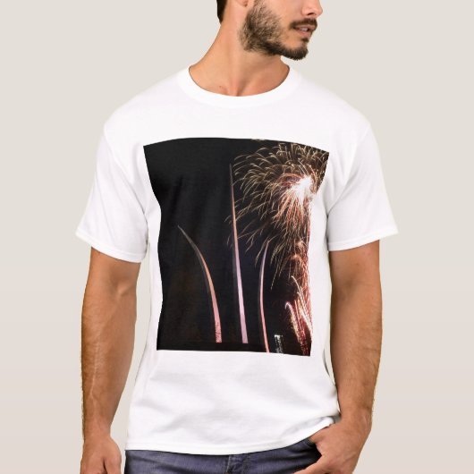 Het vuurwerk licht op de Memorial van de Luchtmach T-shirt (Voorkant)