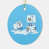 het water van de ijsblokjes de ijzige kubus het keramisch ornament (Links)