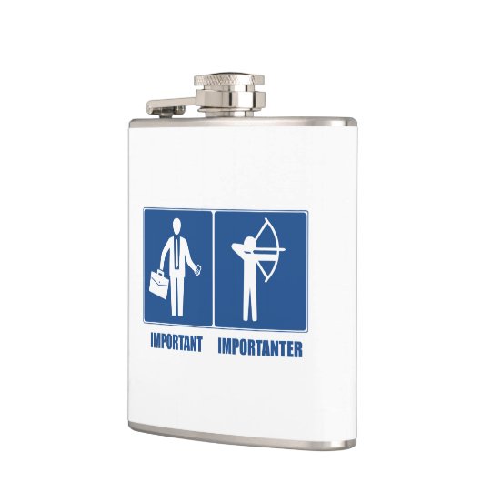 Het werk is belangrijk, Archery is belangrijk Heupfles (Links)