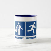 Het werk is belangrijk, het Rollerblading is belan Tweekleurige Koffiemok (Center)