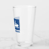 Het werk is belangrijk, Snowmobiing is belangrijk Glas (Links)