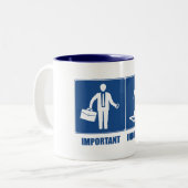 Het werk is belangrijk Snowshoeing is belangrijk Tweekleurige Koffiemok (Voorkant links)