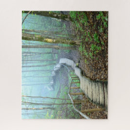 Het winden Wooden Stairs door de Bossen Legpuzzel