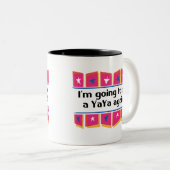 Het wordt weer een YaYa! Tweekleurige Koffiemok (Voorkant rechts)